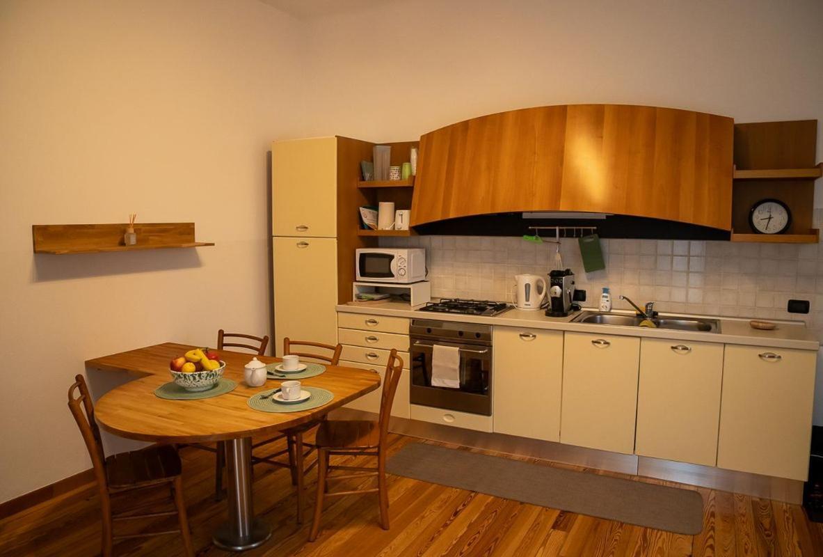 Ferienwohnung La Casa Del Sole Arona Exterior foto